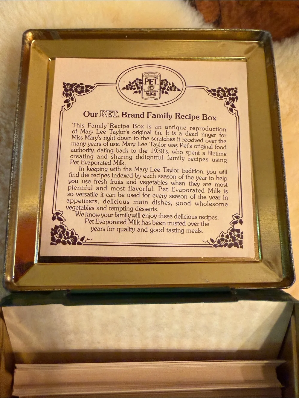 Pet Brand Milk metal recipe box - Vintage - 1977